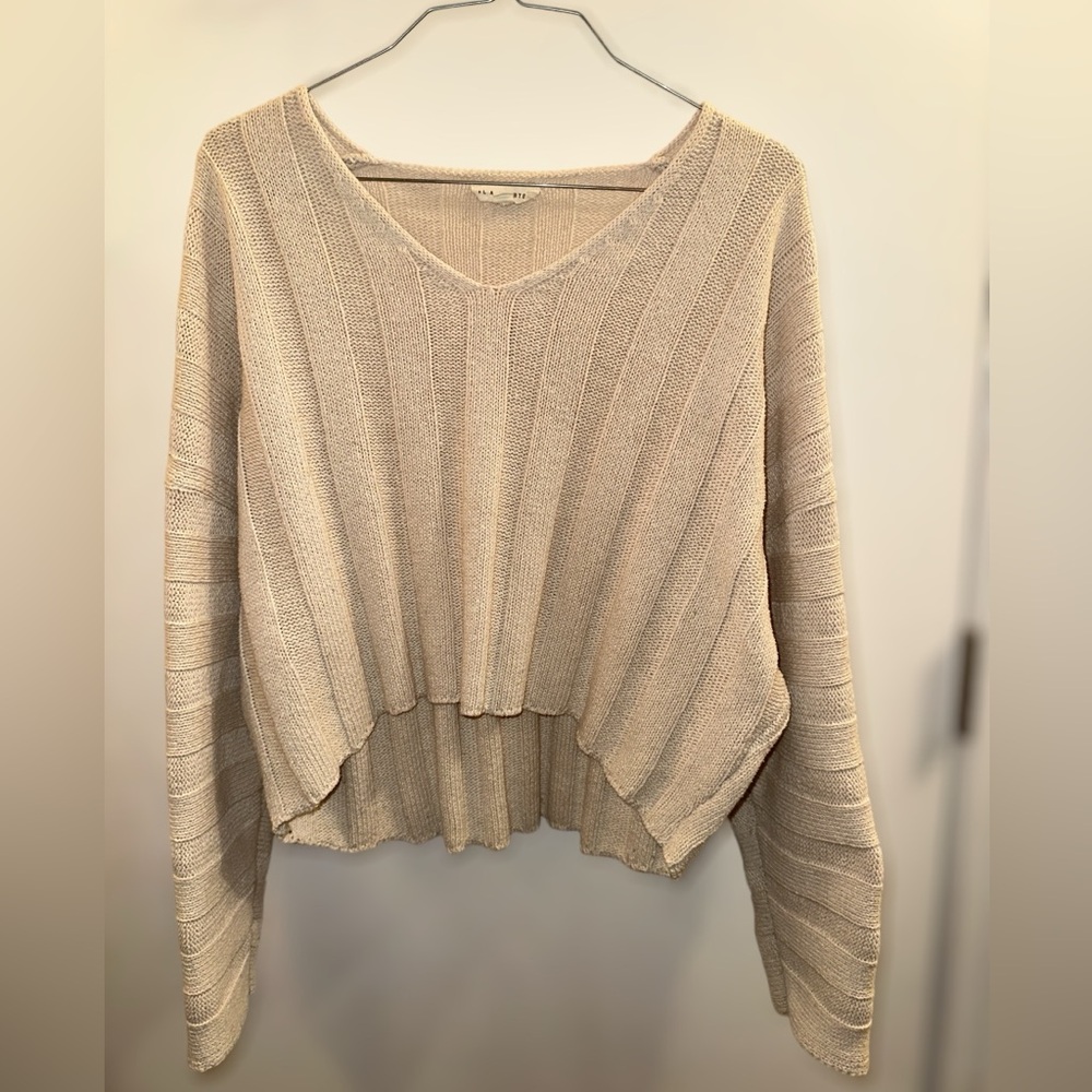 LA Hearts Cropped Sweater Size Small